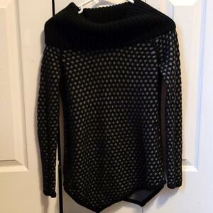 D18-express size s/p womenz sweater